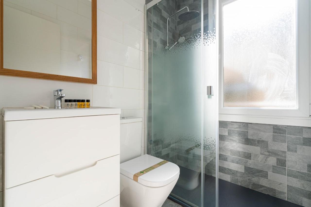 Apartamento Reformado En El Centro Con Dos Habitaciones Alquiler Temporal Madrid Exterior foto